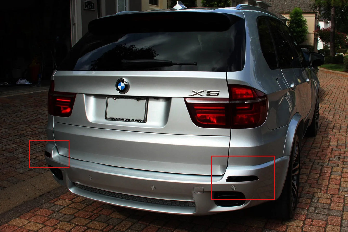 BMW X5 E70 Rear Bumper Reflector Pair – Black Smoked Lens