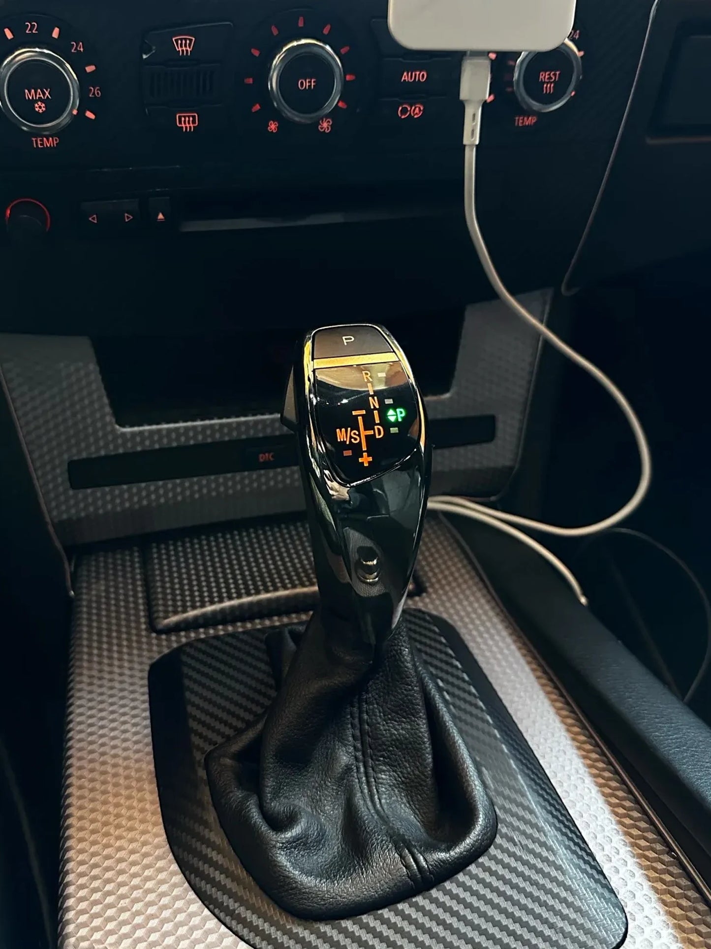 LED Gear Shift Knob – BMW E-Series | Left-Hand Drive